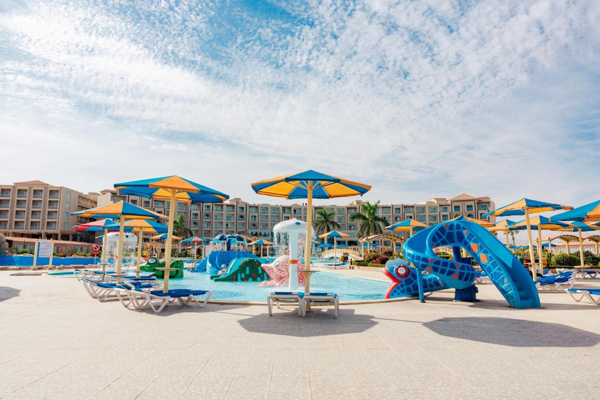 Sunrise Alora Aqua Park Resort ฮูร์กาดา ภายนอก รูปภาพ