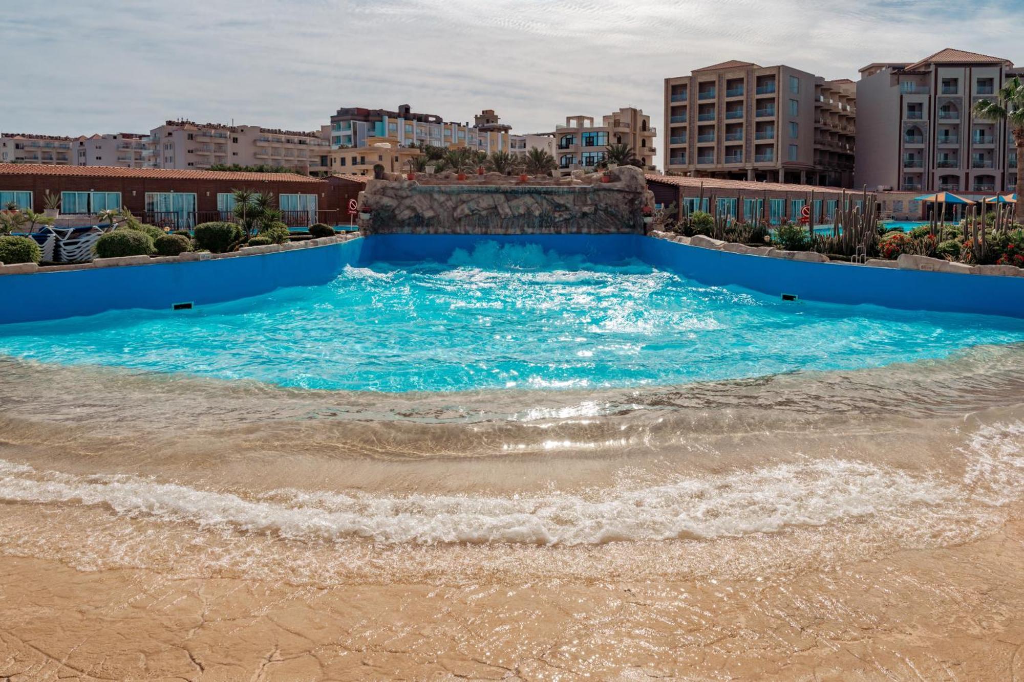 Sunrise Alora Aqua Park Resort ฮูร์กาดา ภายนอก รูปภาพ