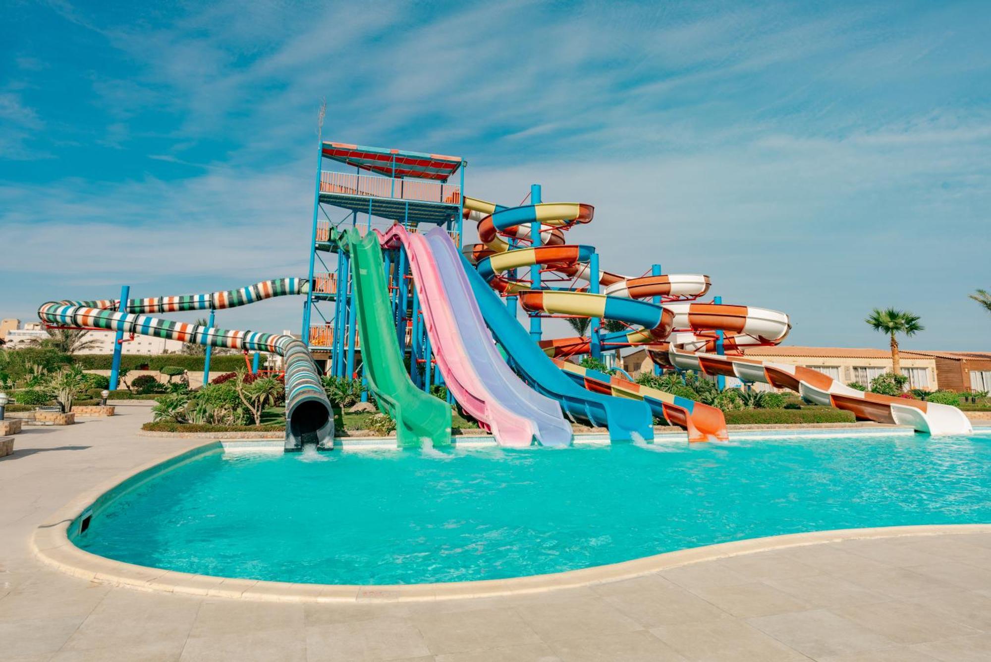 Sunrise Alora Aqua Park Resort ฮูร์กาดา ภายนอก รูปภาพ