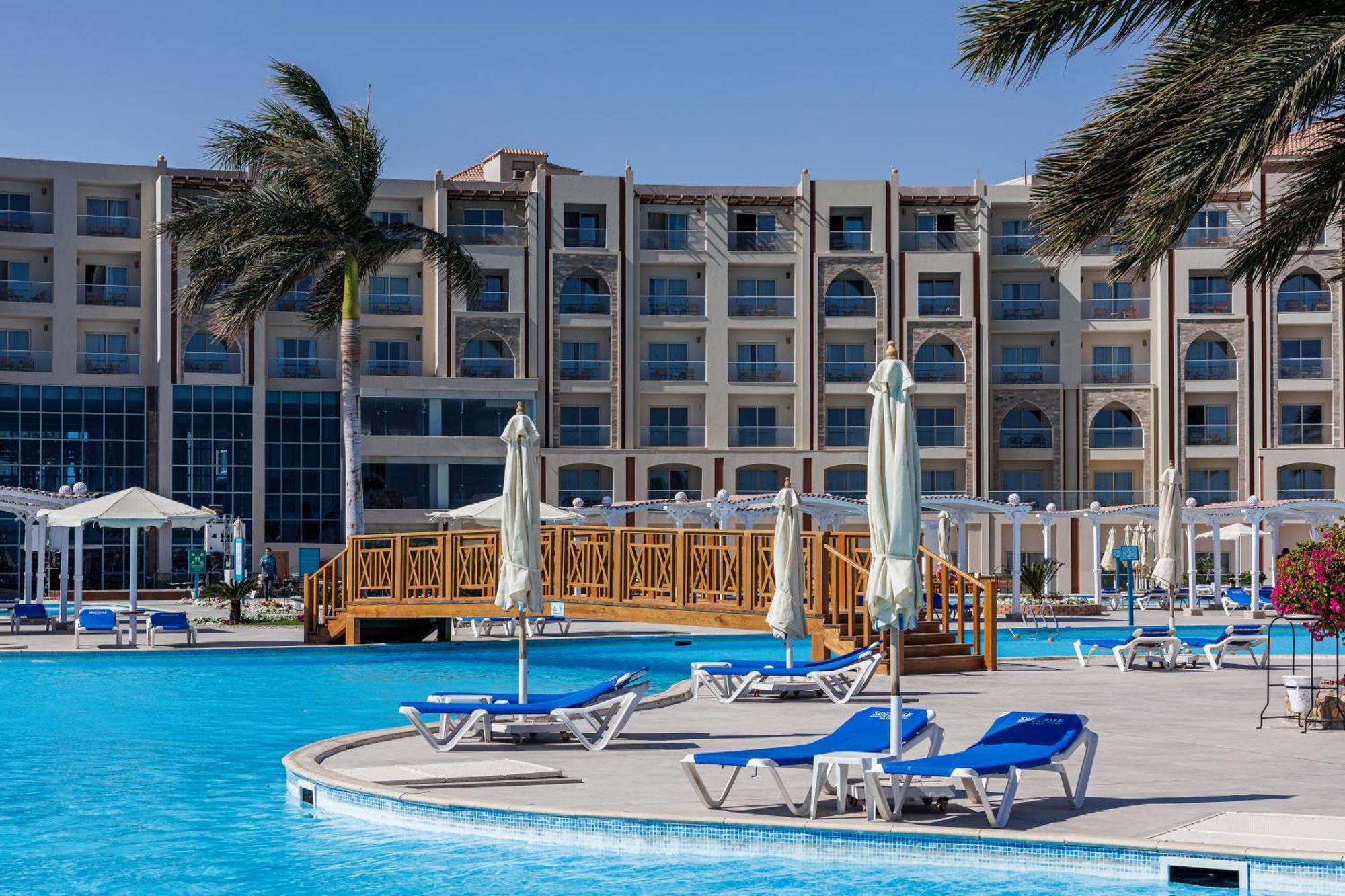 Sunrise Alora Aqua Park Resort ฮูร์กาดา ภายนอก รูปภาพ