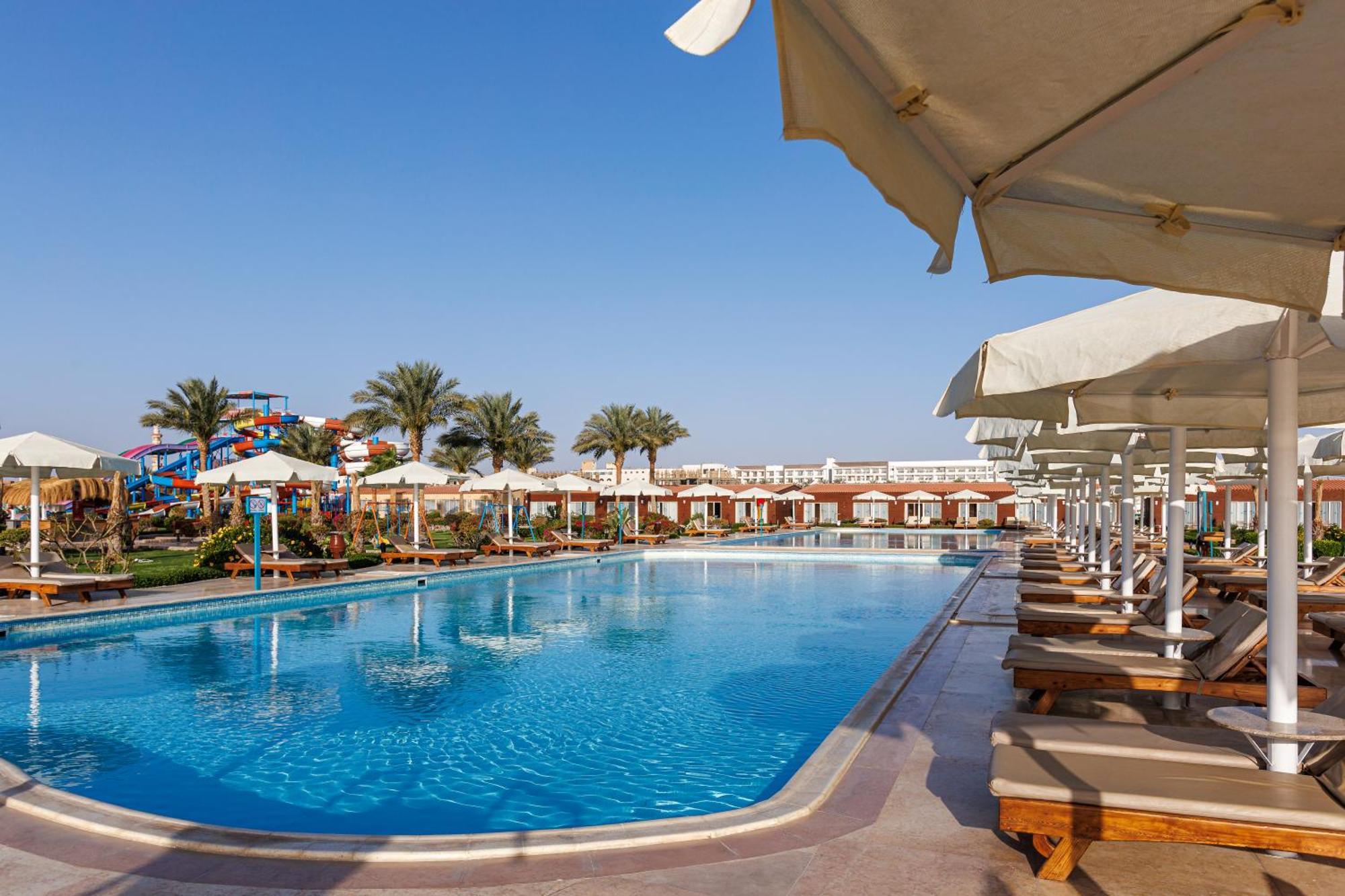 Sunrise Alora Aqua Park Resort ฮูร์กาดา ภายนอก รูปภาพ