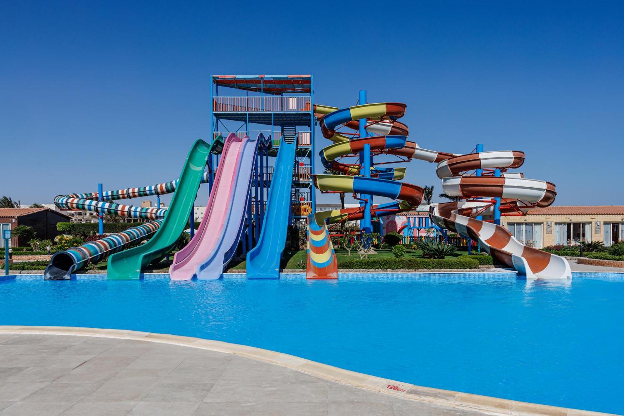 Sunrise Alora Aqua Park Resort ฮูร์กาดา ภายนอก รูปภาพ